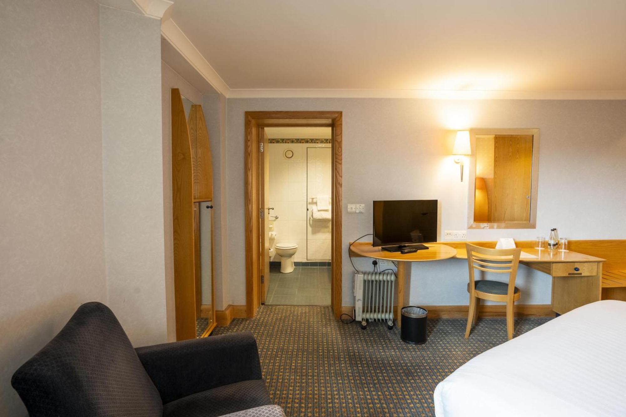The Bolton Stadium Hotel, A Member Of Radisson Individuals Exterior foto